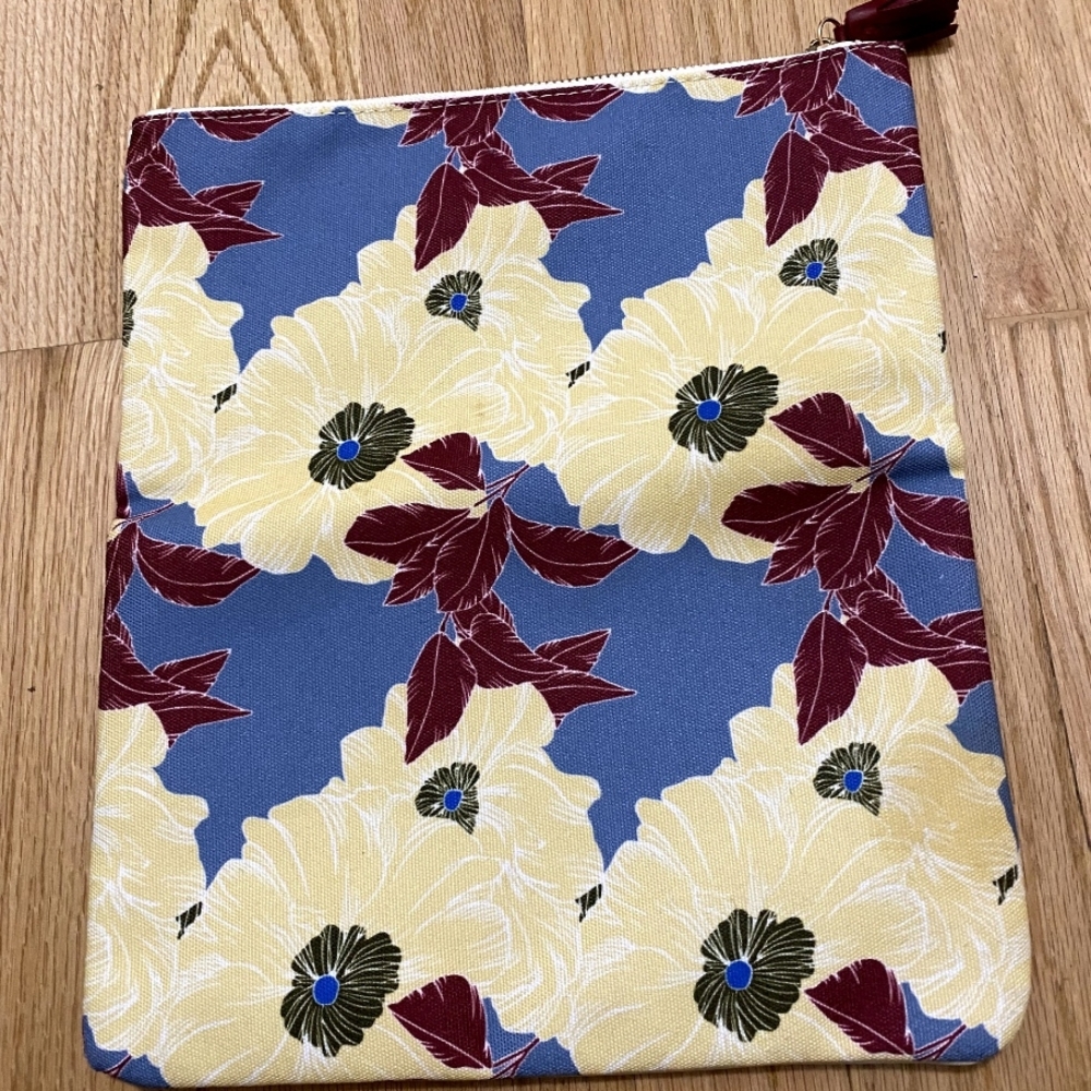 Floral Zipper Pouch